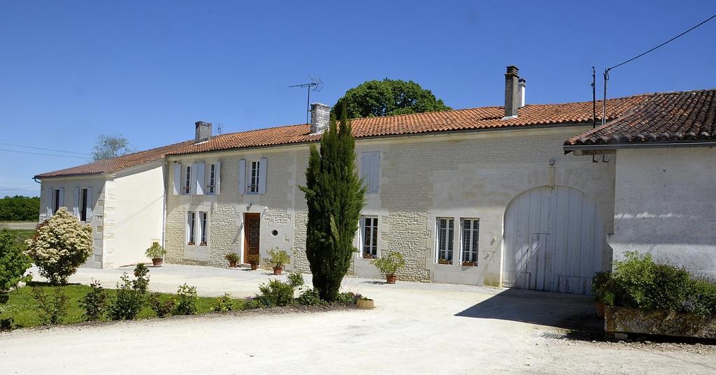 Le Vieux Noyer Bed and Breakfast Saint-Maurice-de-Tavernole Buitenkant foto
