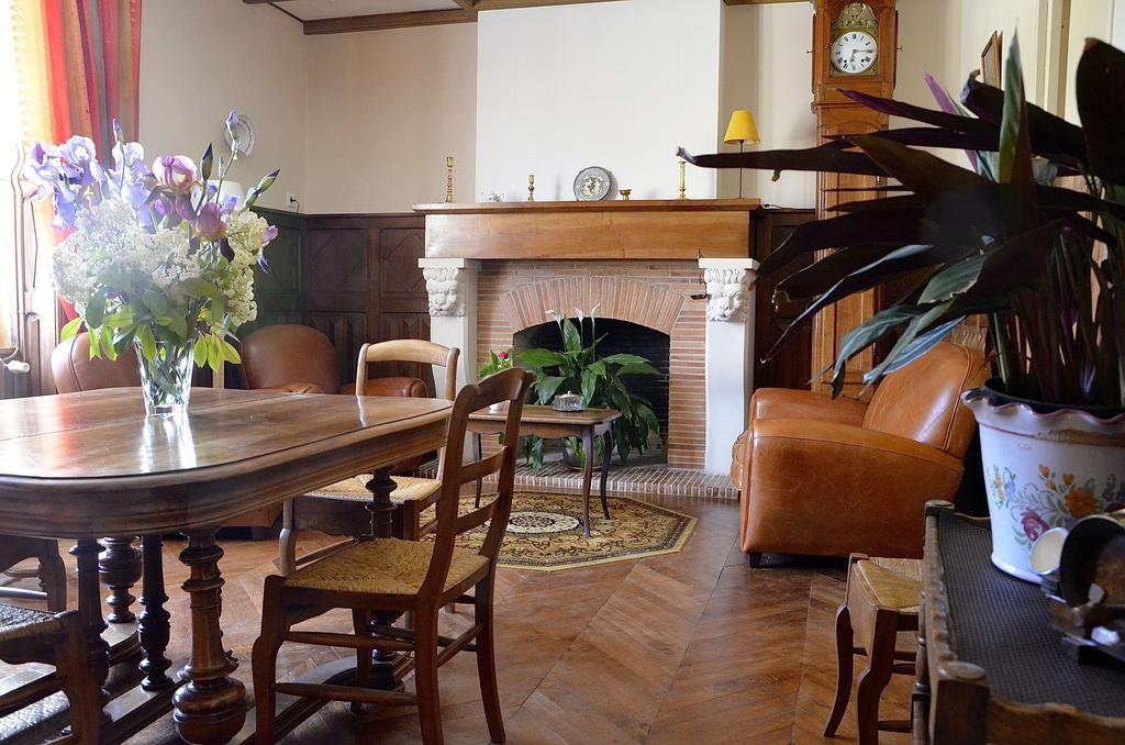 Le Vieux Noyer Bed and Breakfast Saint-Maurice-de-Tavernole Buitenkant foto